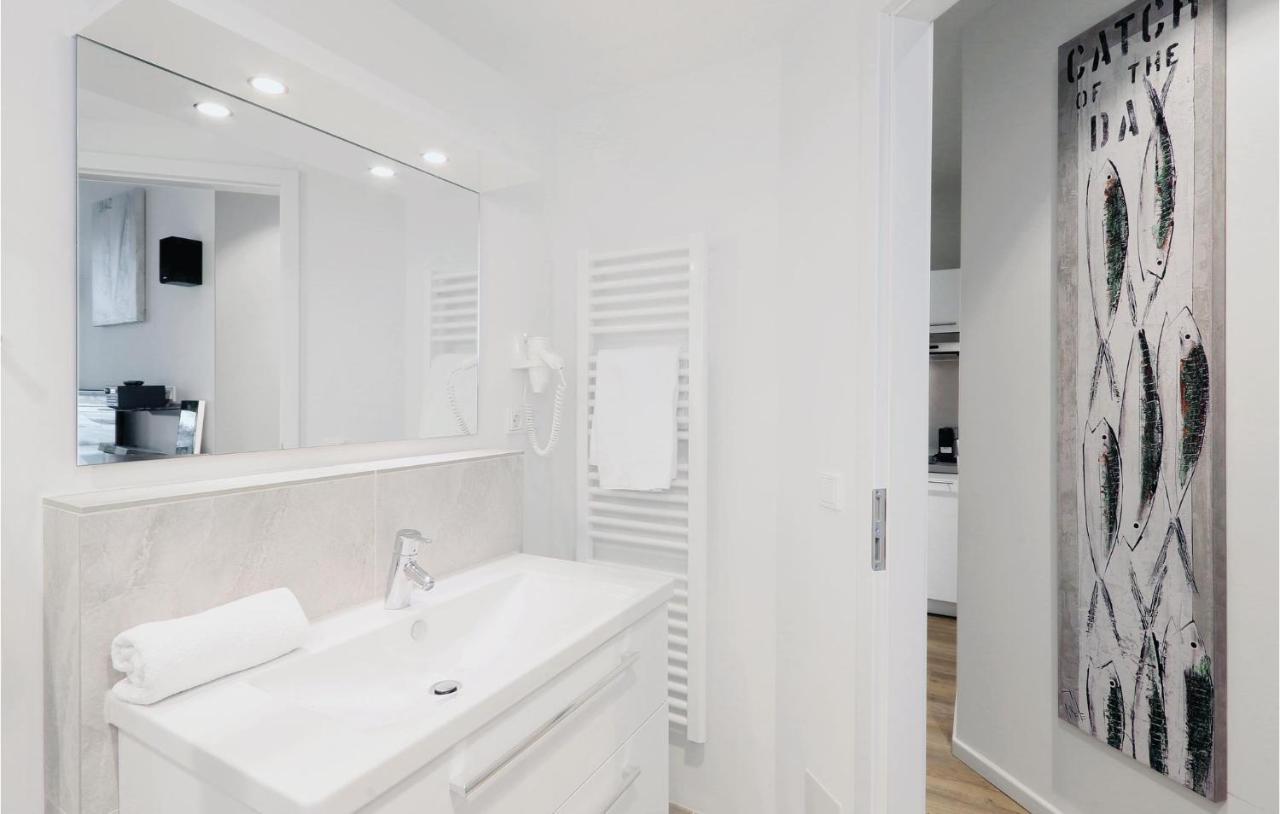 Awesome Apartment In Luebeck Travemuende 외부 사진